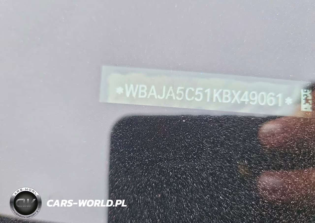 2019 BMW 530 I VIN:WBAJA5C51KBX49061 - 12