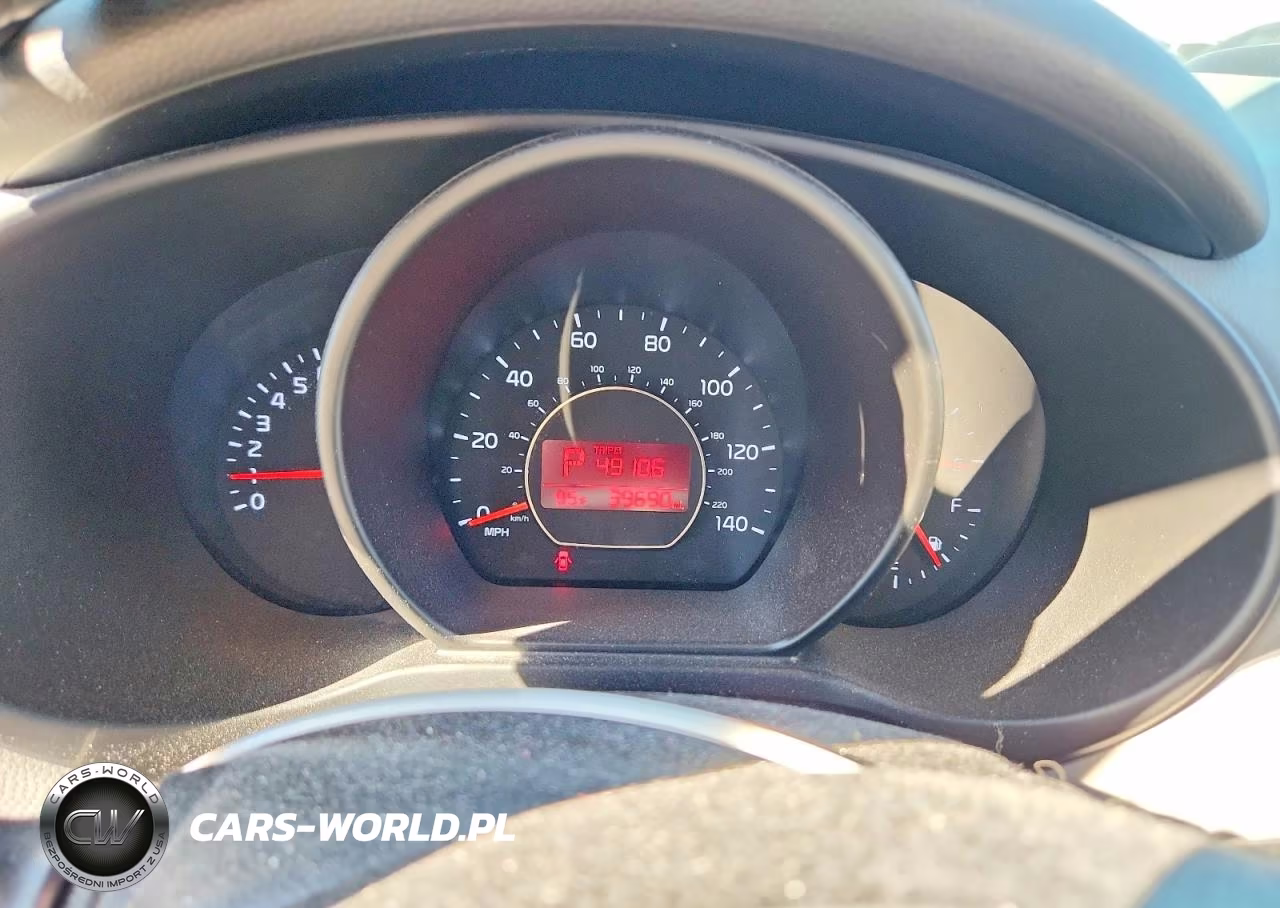 2016 Kia Soul Base VIN:KNDJN2A20G7245416 - 9