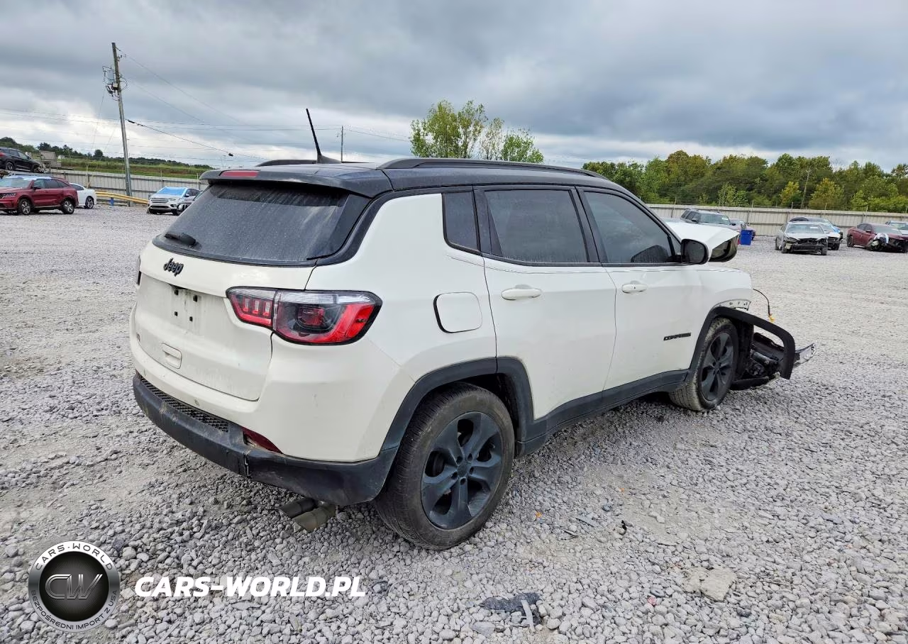2021 Jeep Compass Latitude VIN:3C4NJCBBXMT526907 - 3