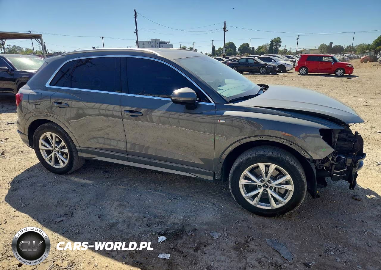 2021 Audi Q3 Premium S Line 45 VIN:WA1DECF35M1148290 - 4
