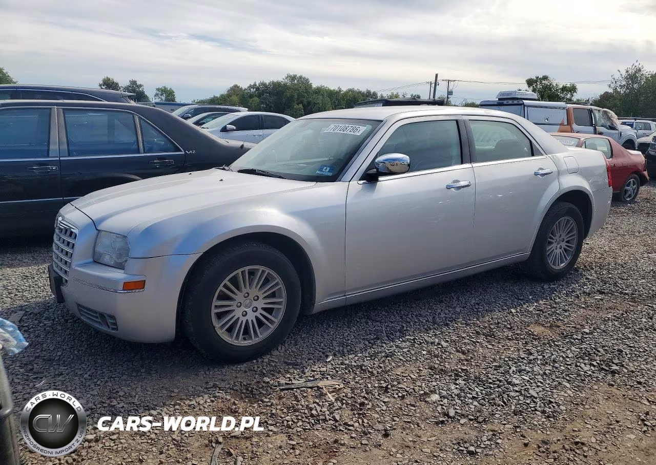 2010 Chrysler 300 Touring VIN:2C3CA5CV1AH270628 - 1
