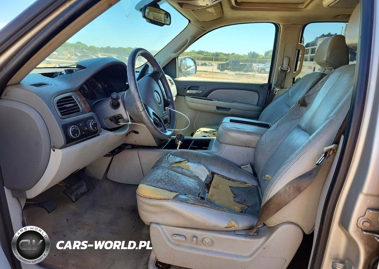 2007 Chevrolet Suburban K1500 VIN:1GNFK16327R210009 - 7