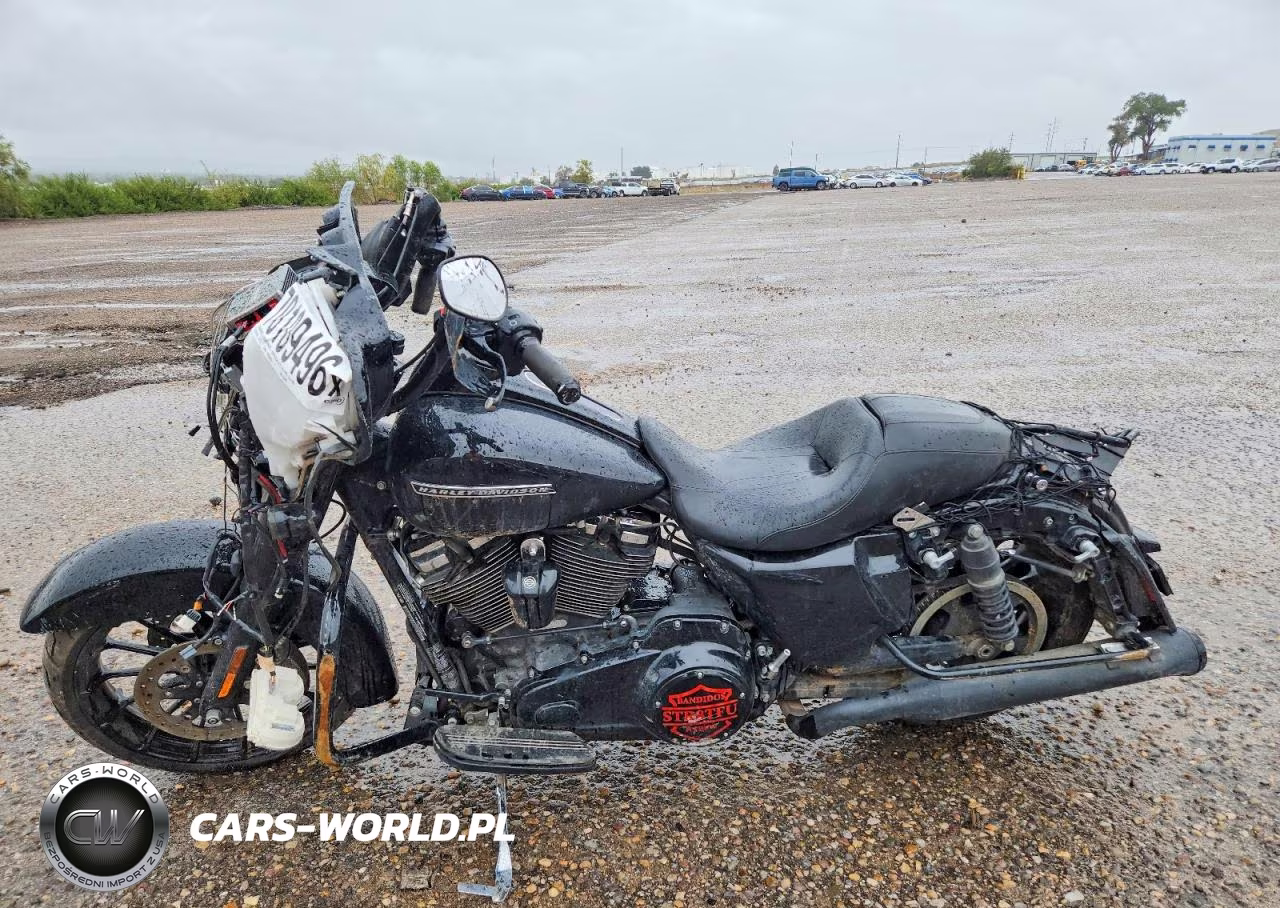2018 Harley-Davidson Flhxs Street Glide Special VIN:1HD1KRC10JB657442 - 3