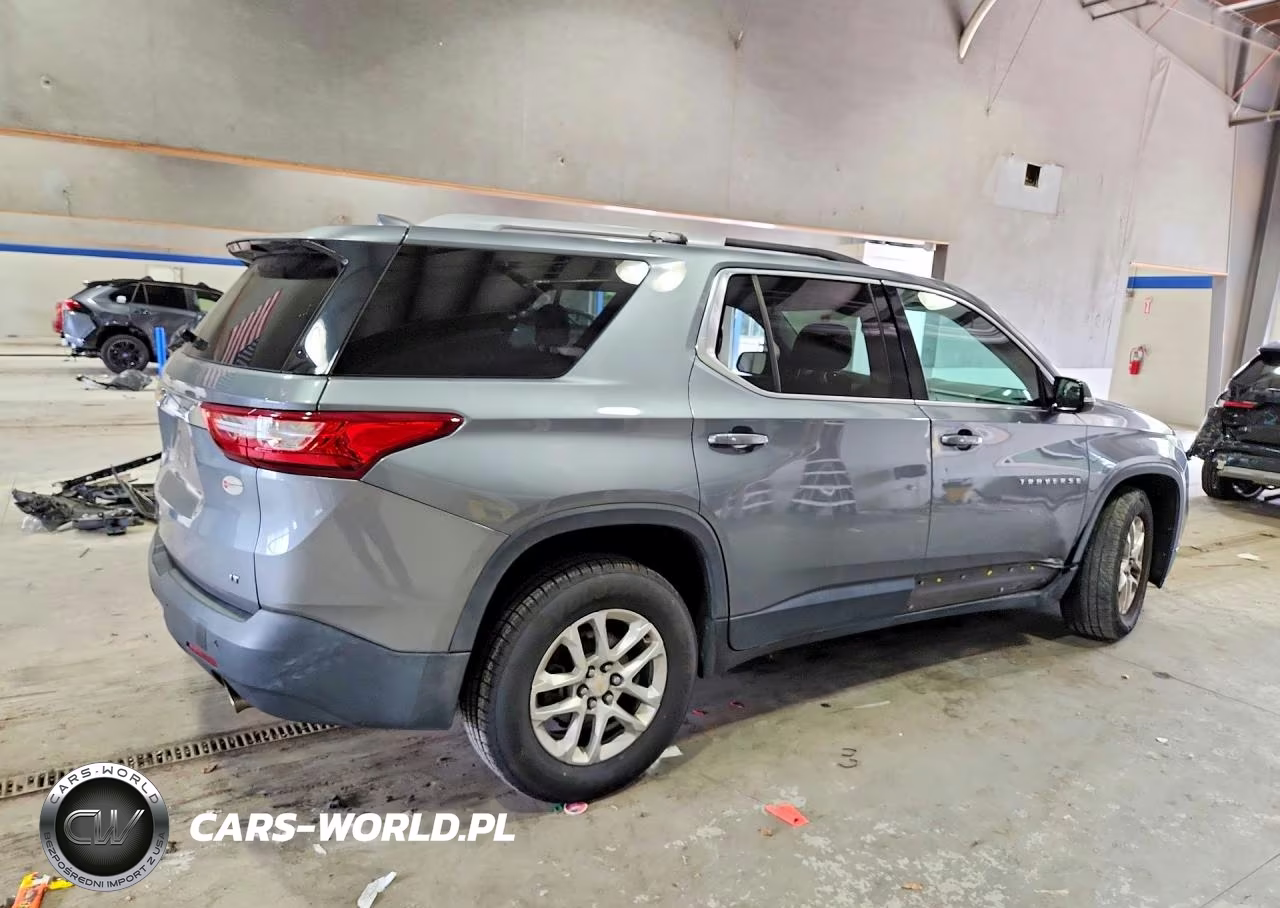 2018 Chevrolet Traverse Lt VIN:1GNEVGKWXJJ123972 - 3