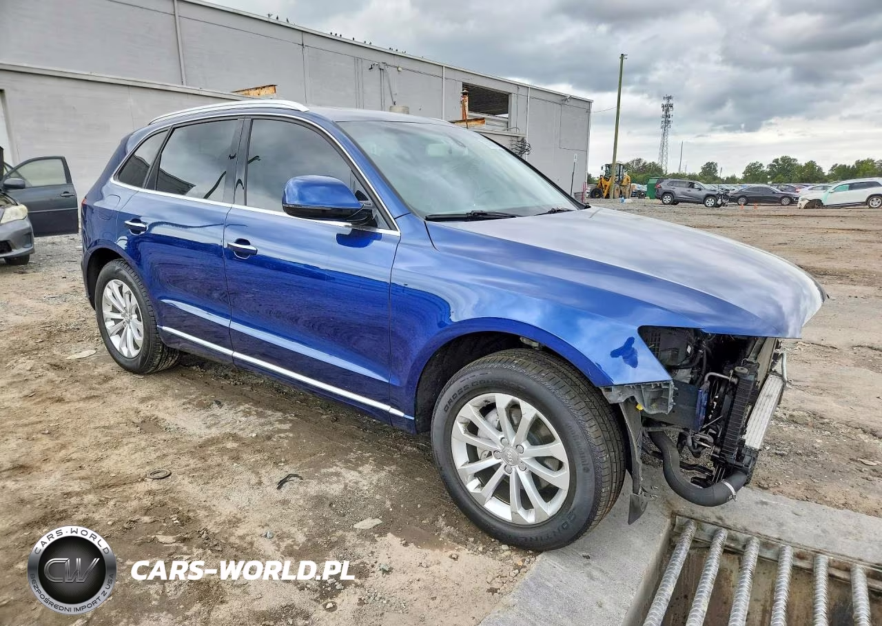 2016 Audi Q5 Premium Plus VIN:WA1L2AFP0GA141165 - 4
