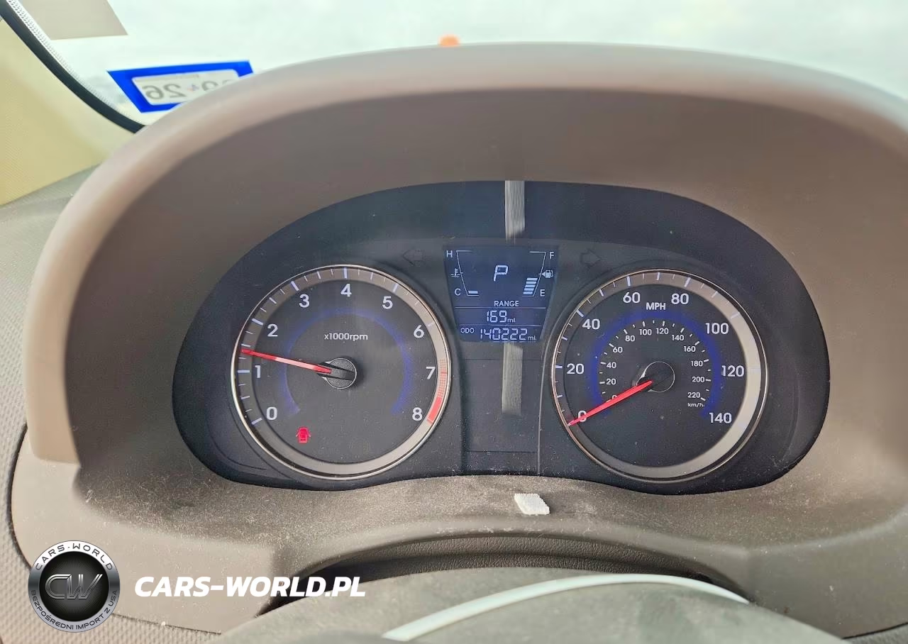 2013 Hyundai Accent Gls VIN:KMHCT4AE4DU331647 - 9