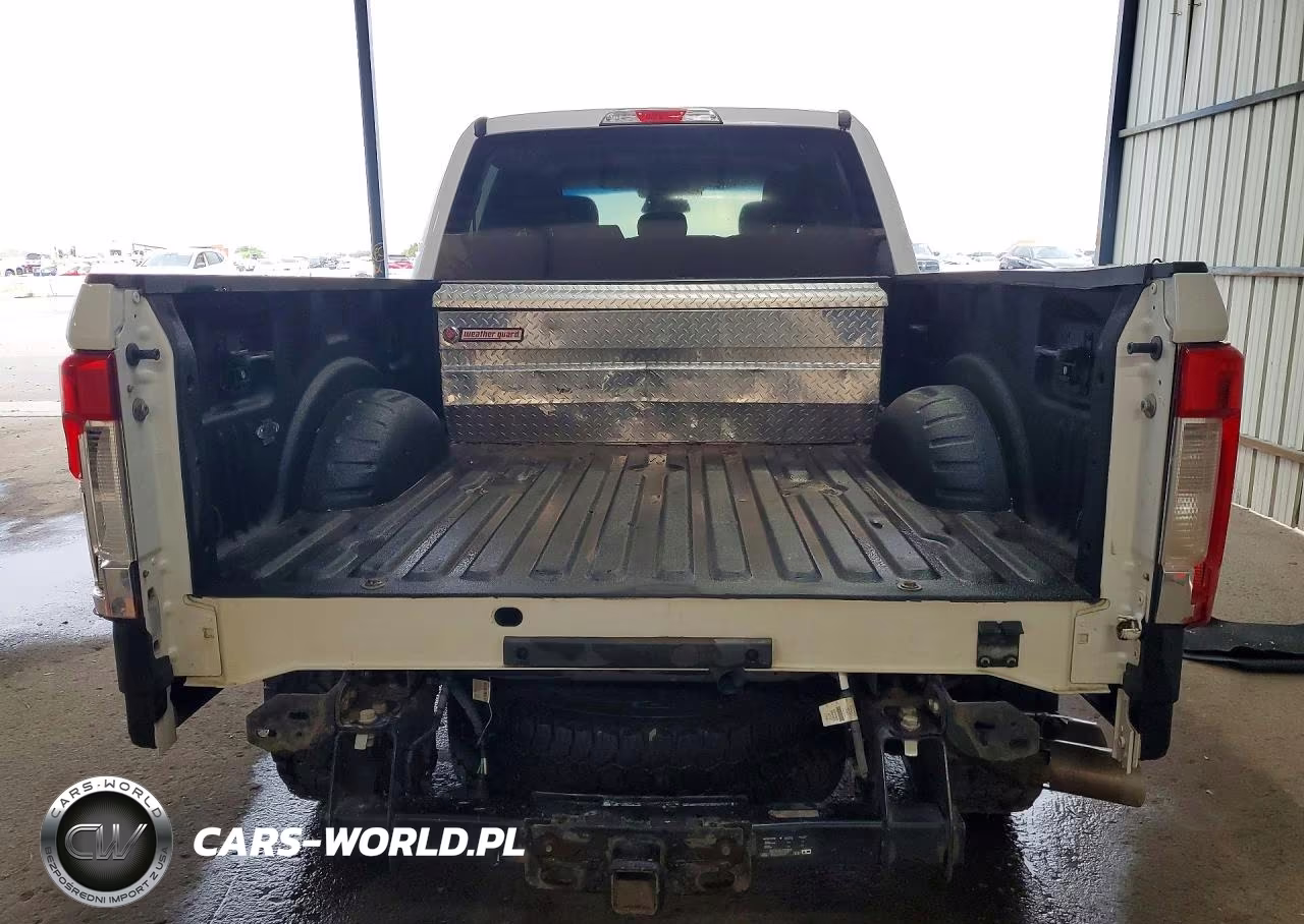 2018 Ford F250 Super Duty VIN:1FT7W2BT7JEB71803 - 6