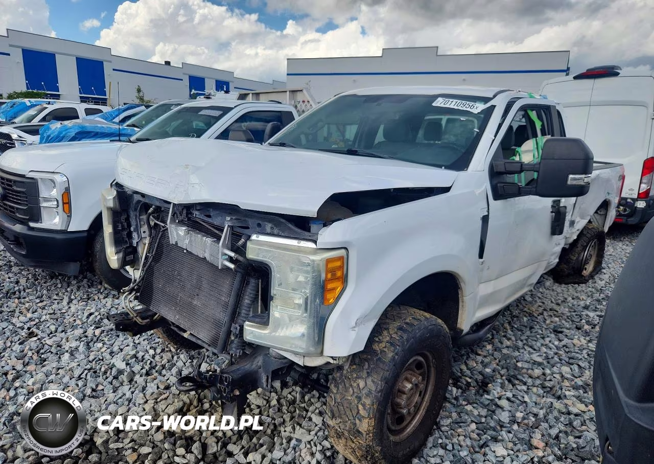 2017 Ford F250 Super Duty VIN:1FT7X2B68HED29972 - 1