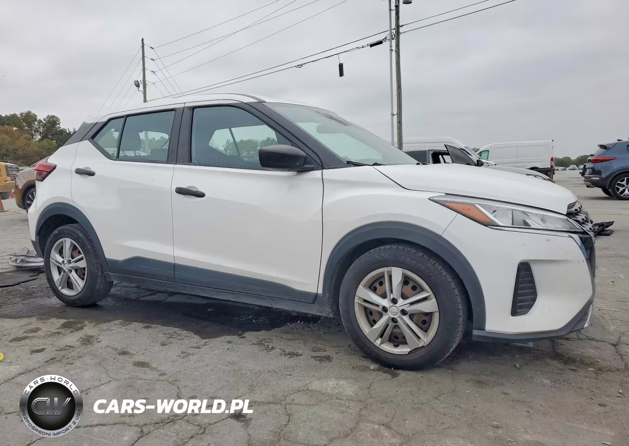 2023 Nissan Kicks S VIN:3N1CP5BV9PL491800 - 4