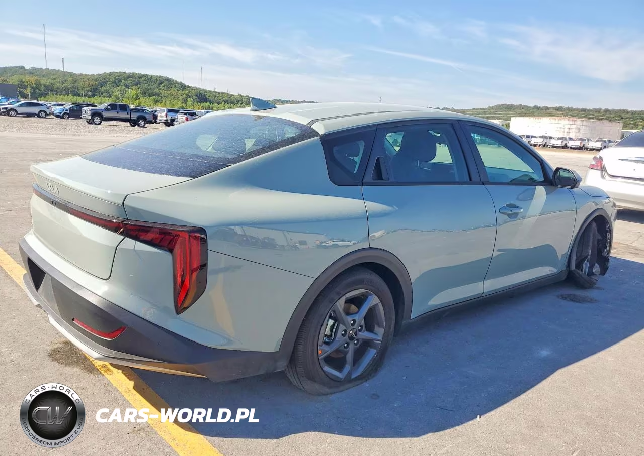 2026 Kia K4 Lxs VIN:3KPFT4DE7TE269025 - 3
