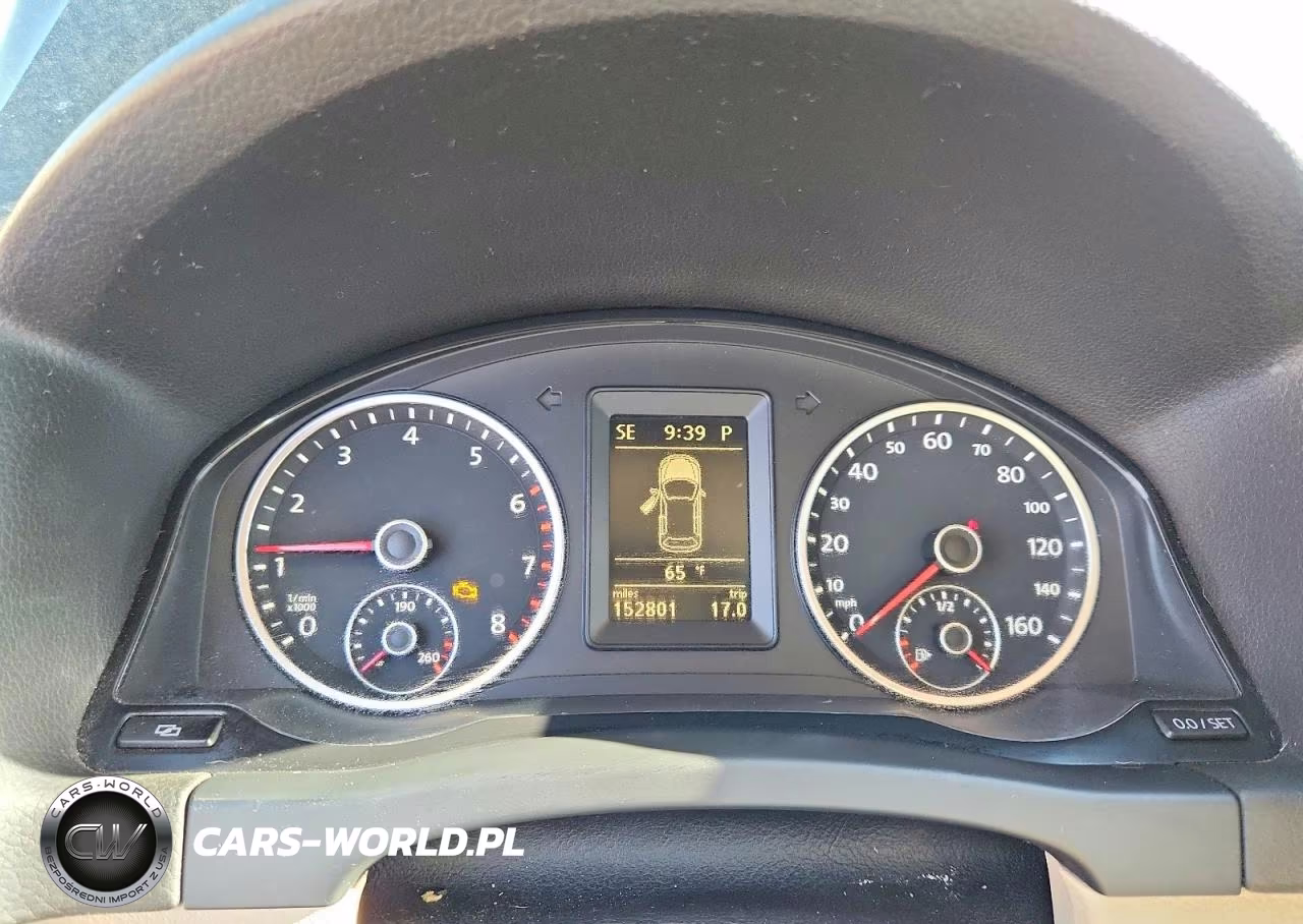 2012 Volkswagen Tiguan S VIN:WVGBV7AX9CW566668 - 9
