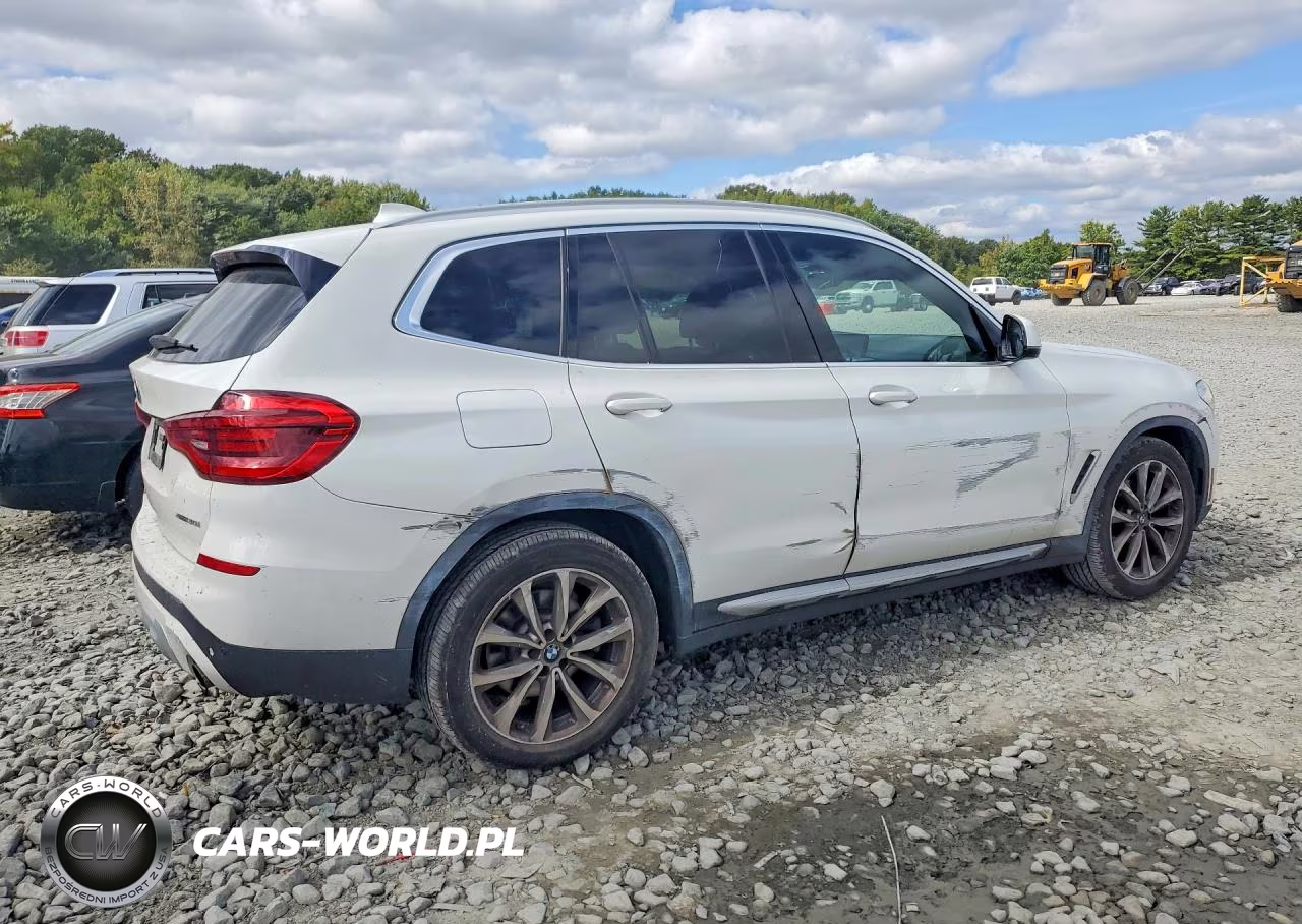 2019 BMW X3 xDrive30I VIN:5UXTR9C50KLP87031 - 3