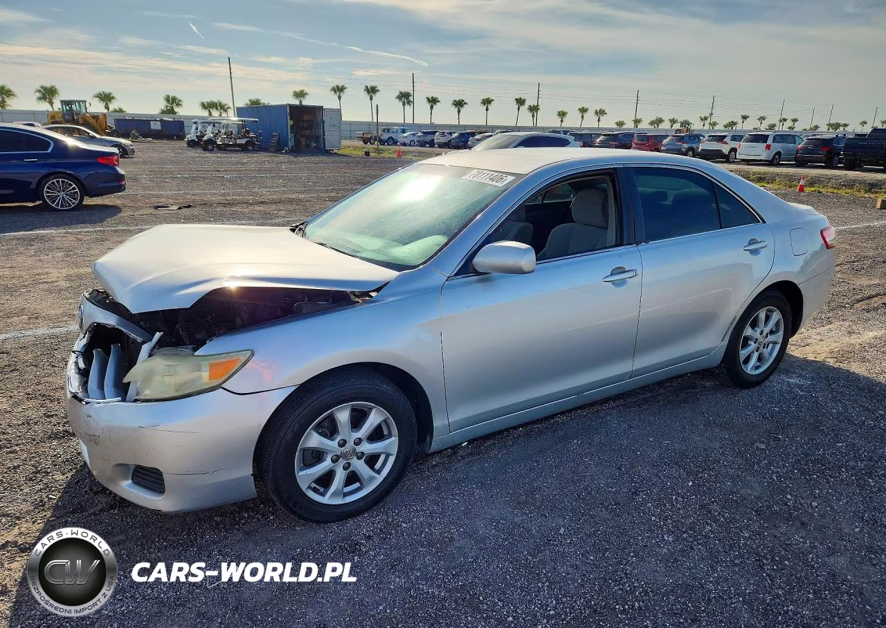 2010 Toyota Camry Le VIN:4T1BF3EK9AU524403 - 1