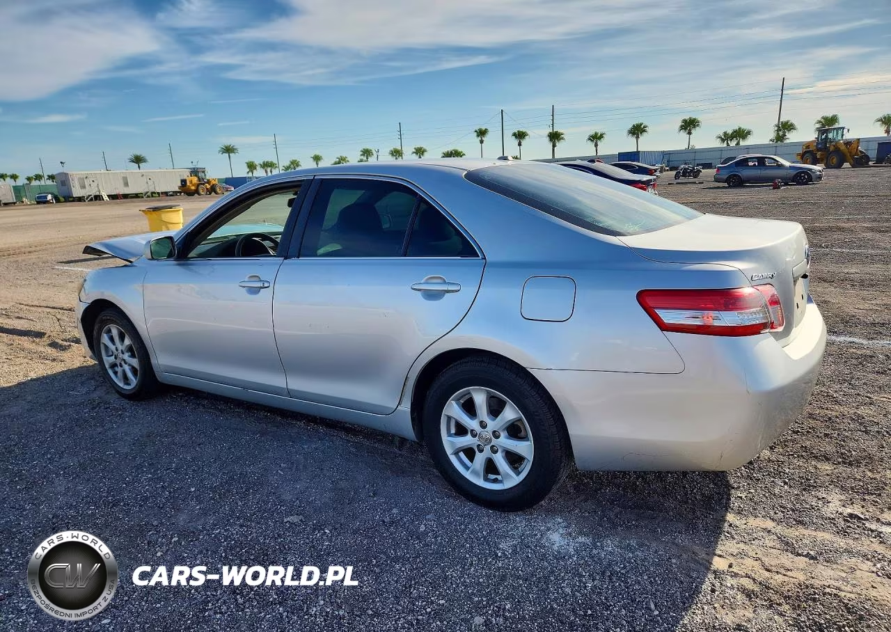 2010 Toyota Camry Le VIN:4T1BF3EK9AU524403 - 2