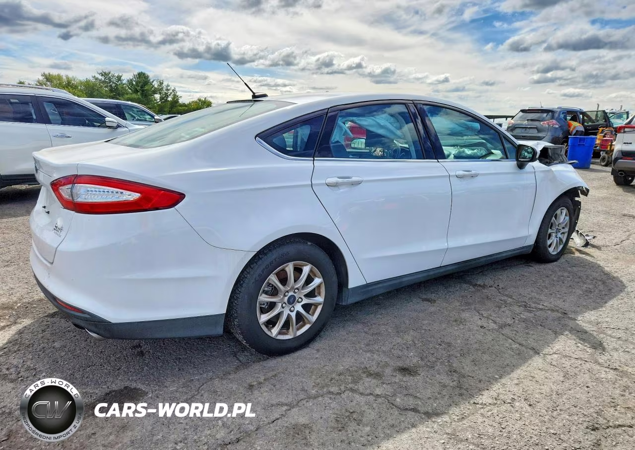 2016 Ford Fusion S VIN:3FA6P0G71GR322364 - 3