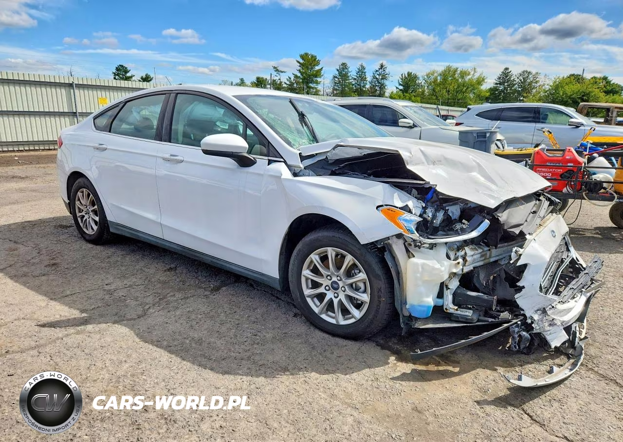 2016 Ford Fusion S VIN:3FA6P0G71GR322364 - 4
