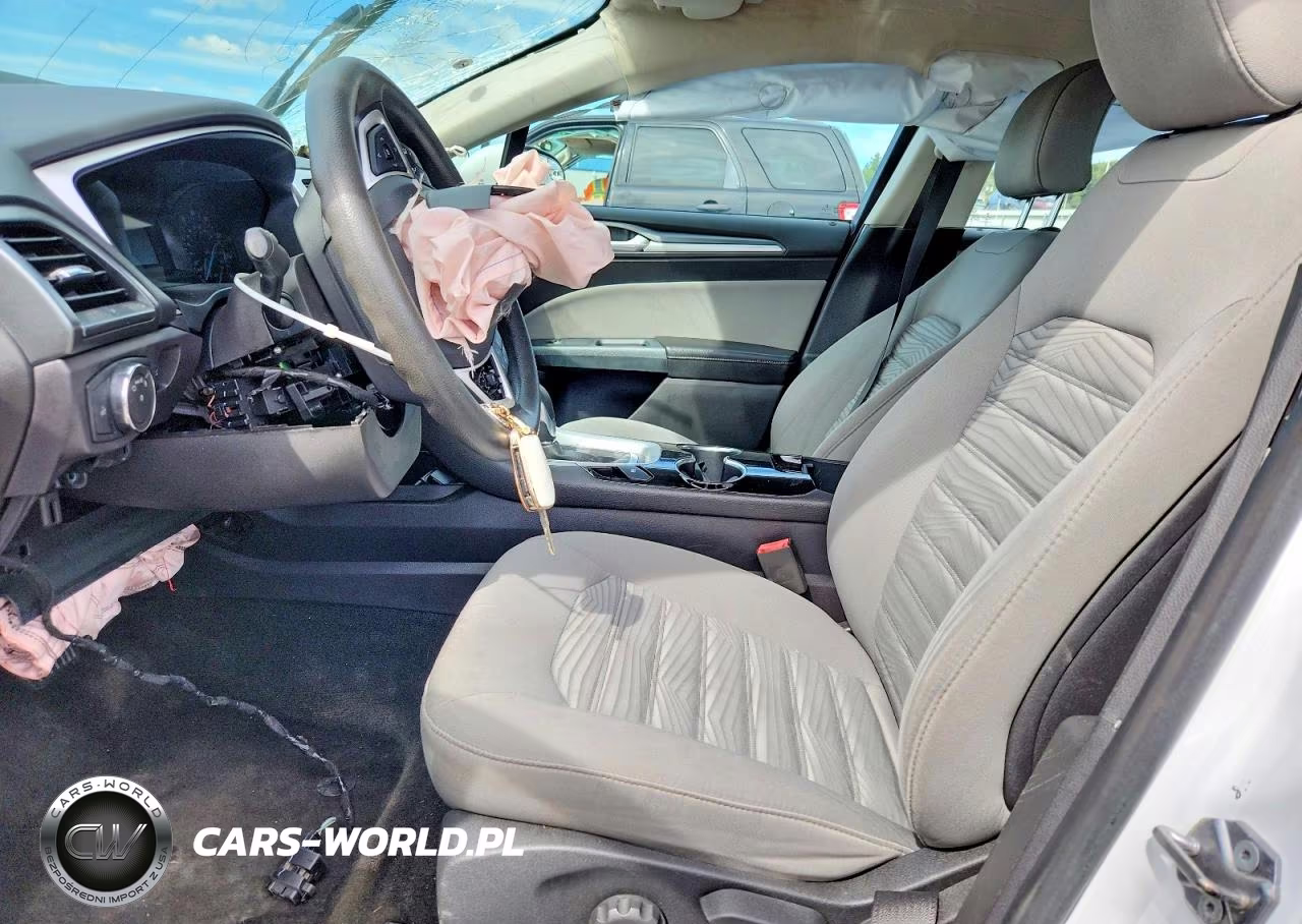 2016 Ford Fusion S VIN:3FA6P0G71GR322364 - 7