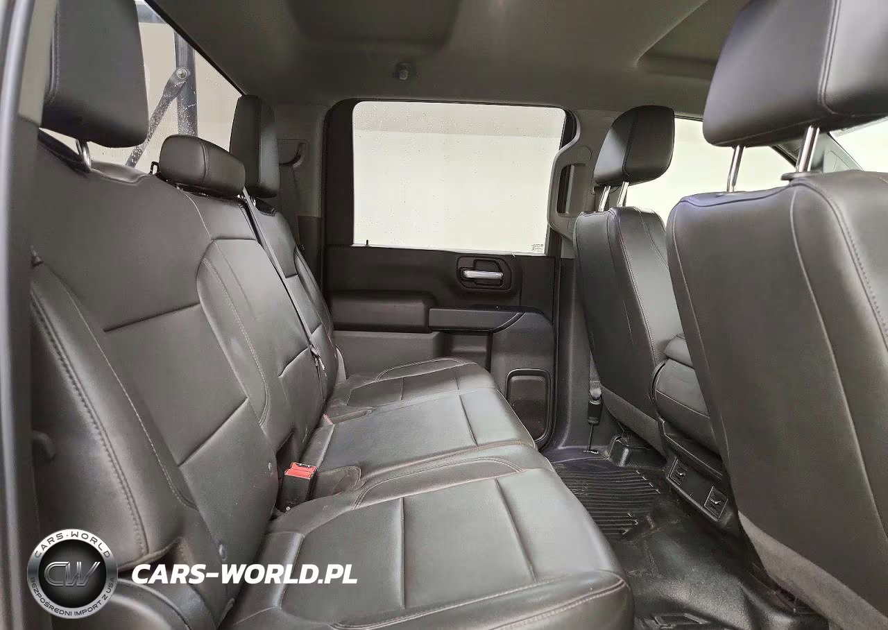 2021 Chevrolet Silverado C3500 VIN:1GB4WRE79MF304736 - 10