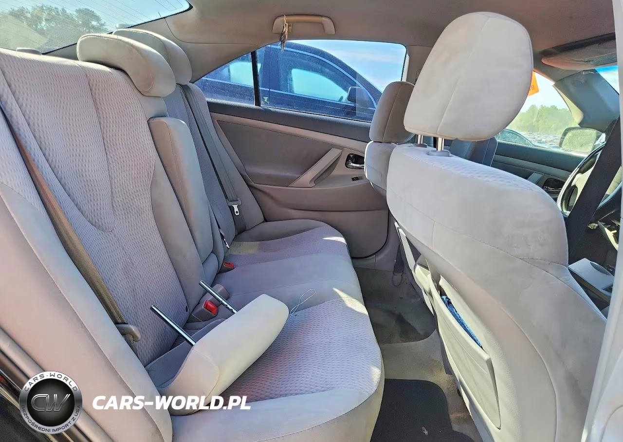 2010 Toyota Camry Base VIN:4T1BF3EKXAU089813 - 10
