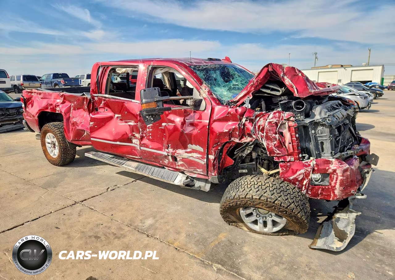2018 Chevrolet Silverado K3500 High Country VIN:1GC4K1EY3JF208775 - 4