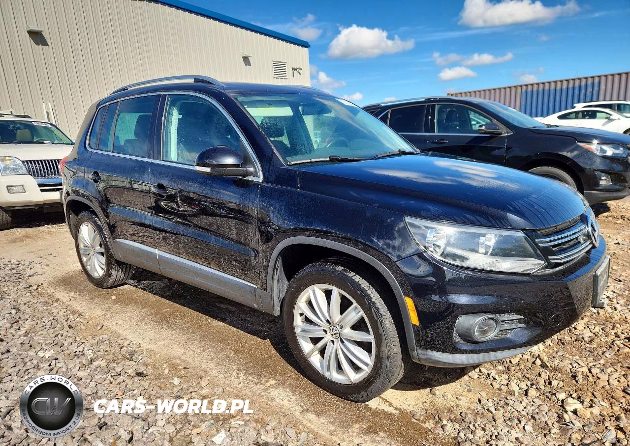 2012 Volkswagen Tiguan S VIN:WVGAV7AX1CW527343 - 4