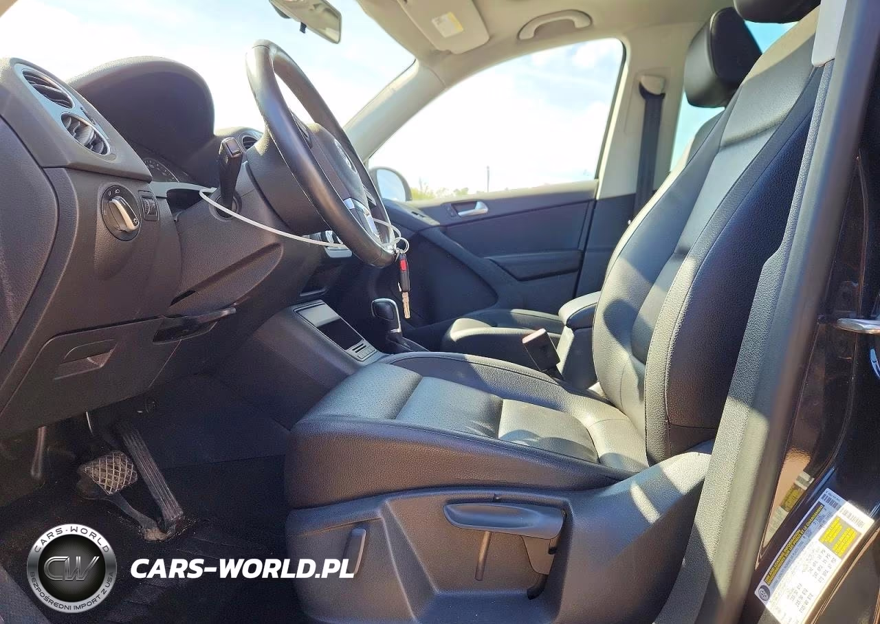 2012 Volkswagen Tiguan S VIN:WVGAV7AX1CW527343 - 7