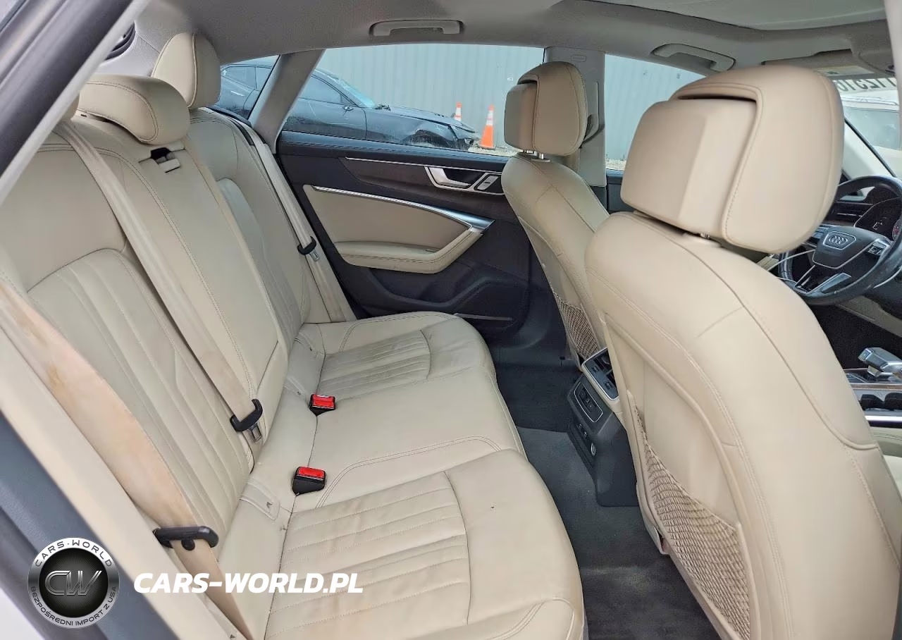 2019 Audi A7 Premium Plus VIN:WAUR2BF2XKN056553 - 10