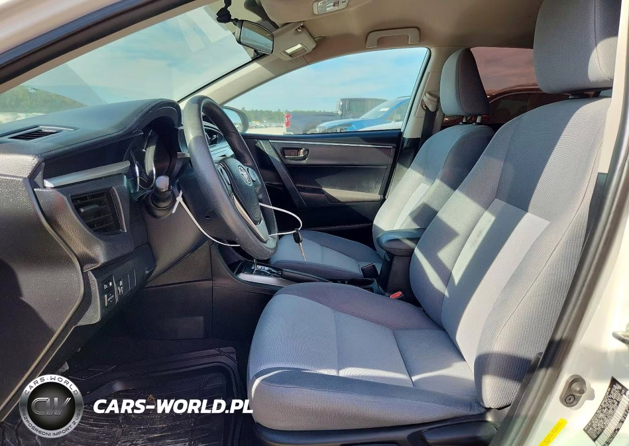 2015 Toyota Corolla L VIN:5YFBURHE6FP340933 - 7