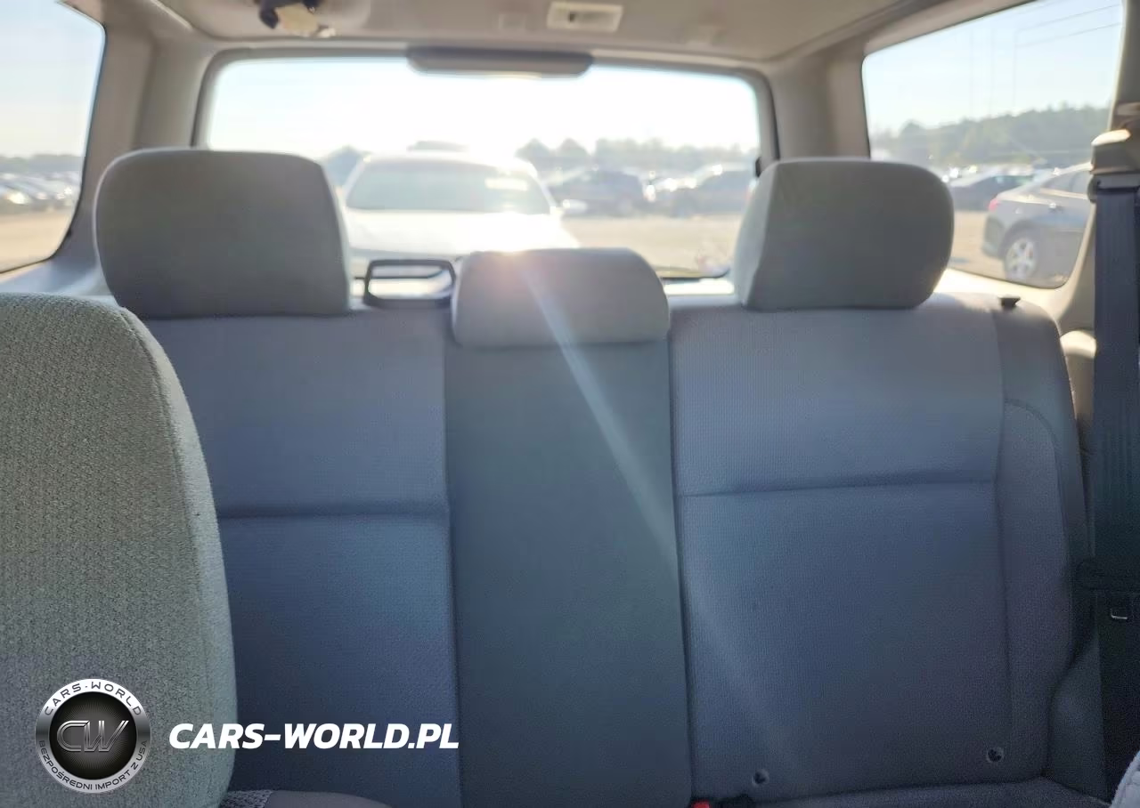 2004 Subaru Forester 2.5X VIN:JF1SG63614H740872 - 10