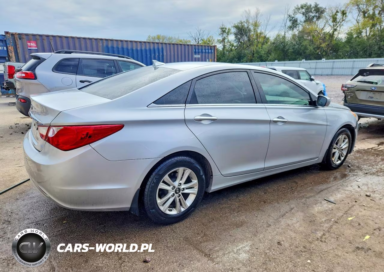 2012 Hyundai Sonata Gls VIN:5NPEB4AC6CH469021 - 3