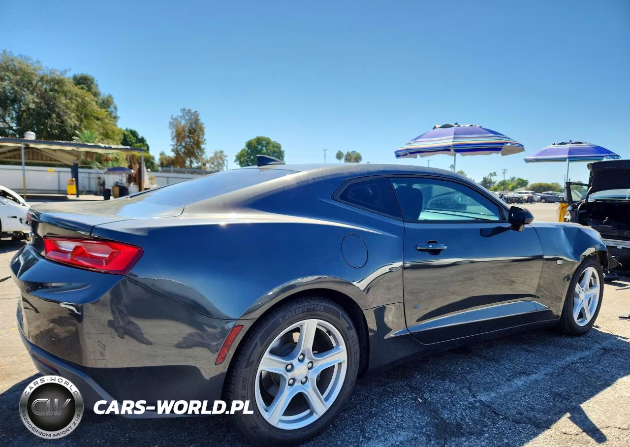 2017 Chevrolet Camaro Lt VIN:1G1FB1RX2H0170150 - 3