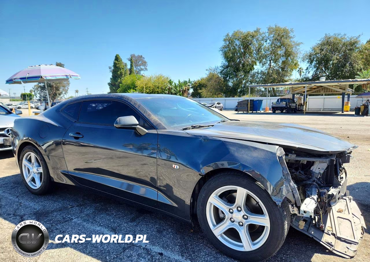 2017 Chevrolet Camaro Lt VIN:1G1FB1RX2H0170150 - 4