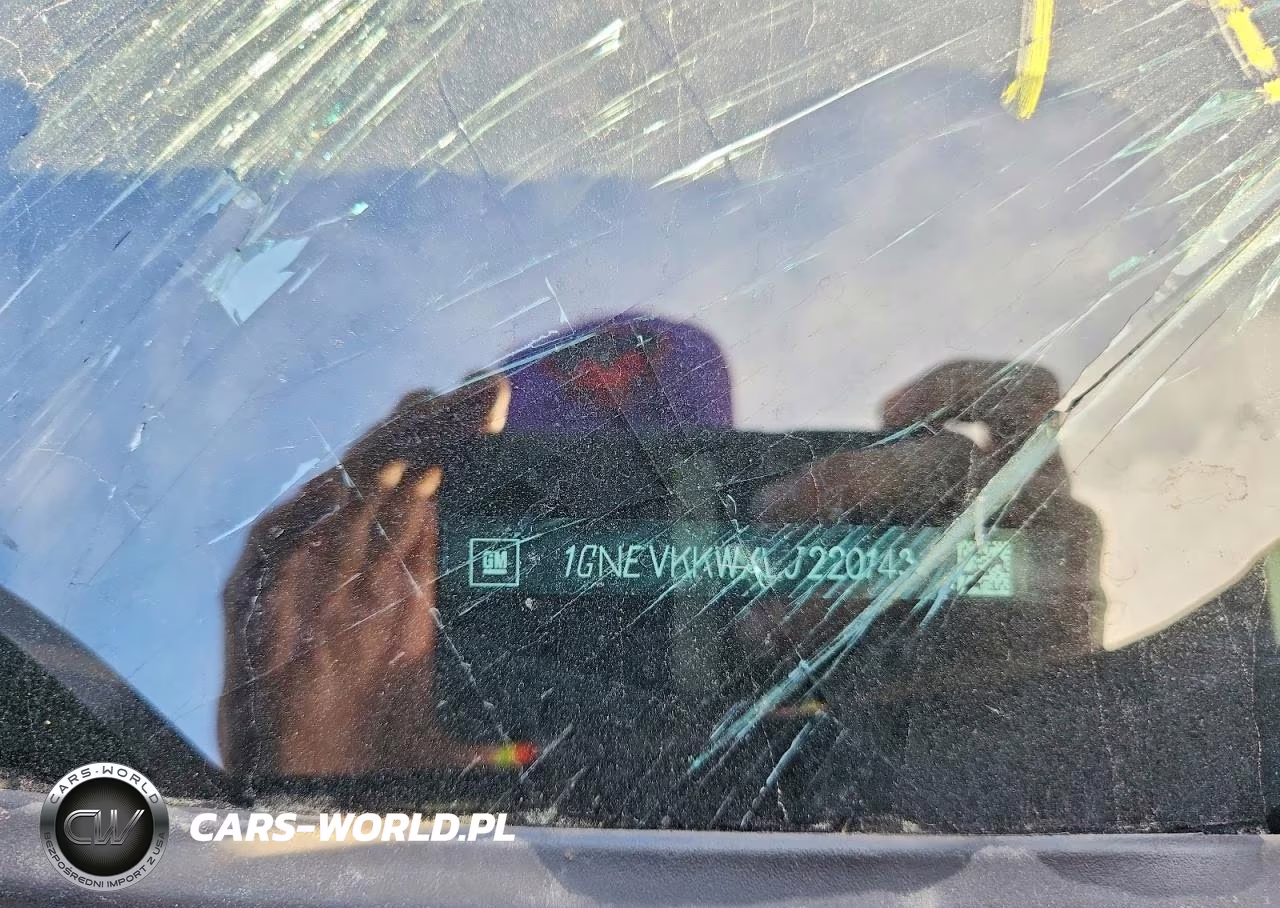 2020 Chevrolet Traverse Premier VIN:1GNEVKKWXLJ220143 - 12