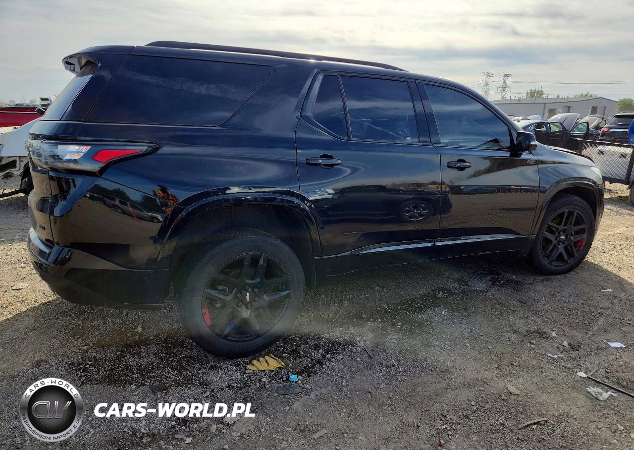 2020 Chevrolet Traverse Premier VIN:1GNEVKKWXLJ220143 - 3