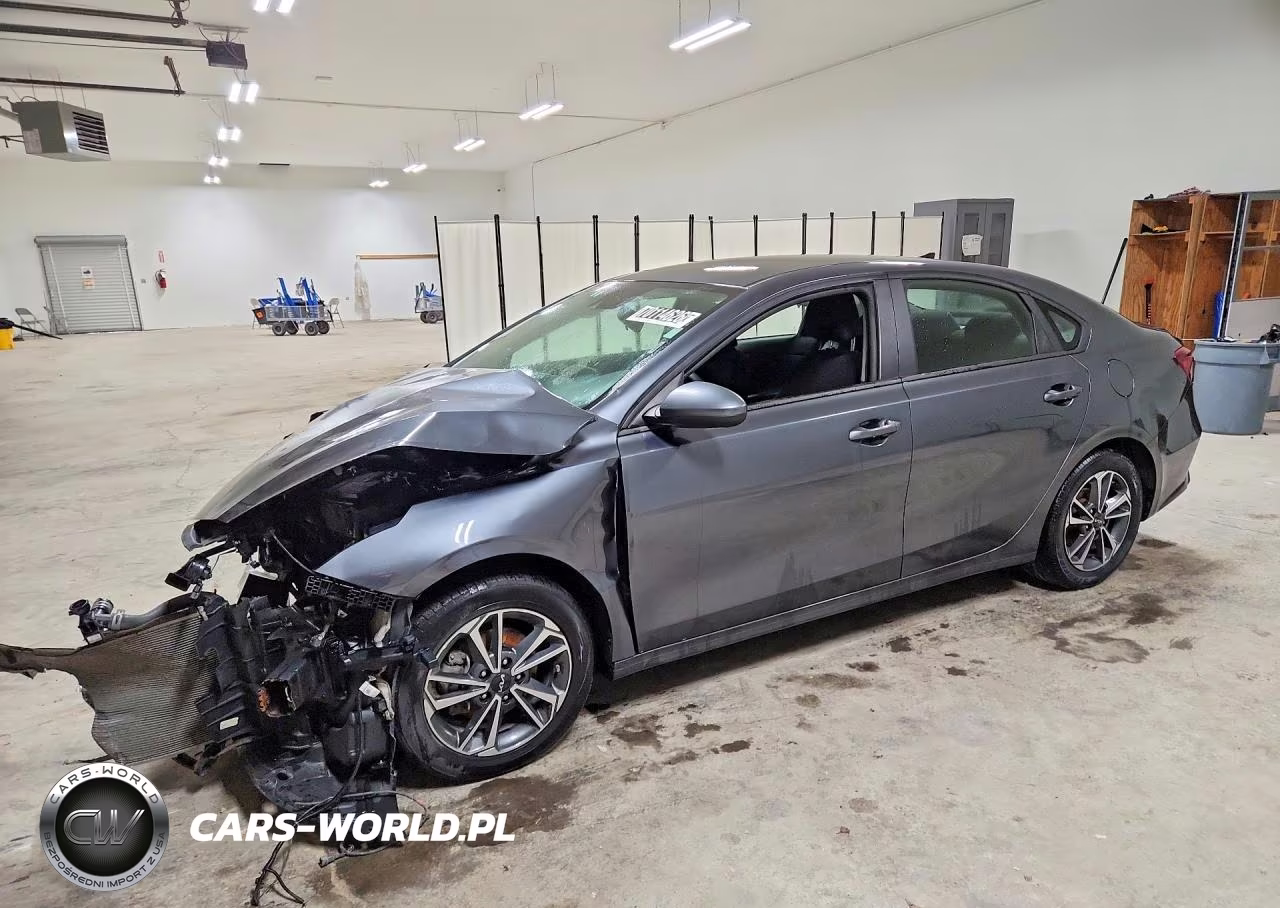 2024 Kia Forte Lxs VIN:3KPF24AD7RE751601 - 1