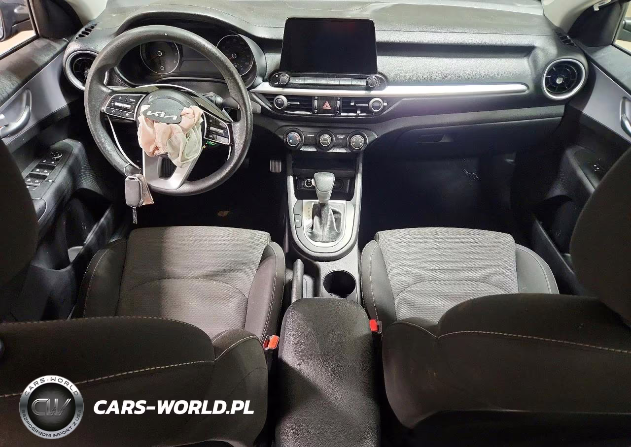 2024 Kia Forte Lxs VIN:3KPF24AD7RE751601 - 8