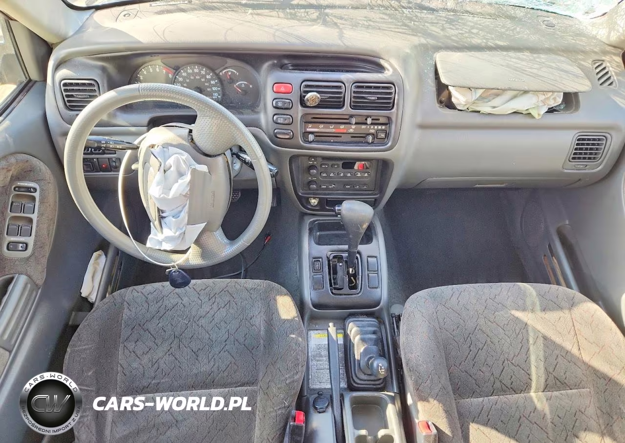 2002 Chevrolet Tracker 2D 4X2 VIN:2CNBJ734126907858 - 8