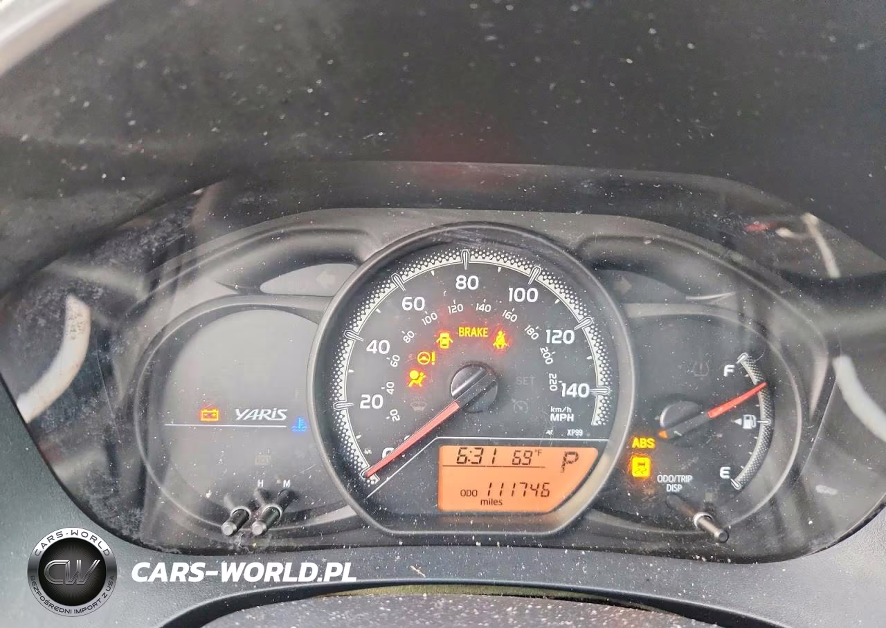 2016 Toyota Yaris 5-Door Le VIN:VNKKTUD38GA063886 - 9