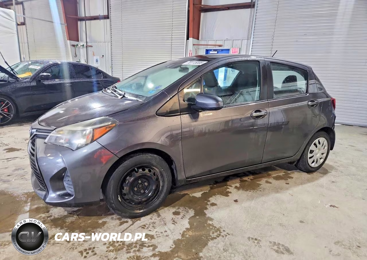 2017 Toyota Yaris 5-Door L Fleet