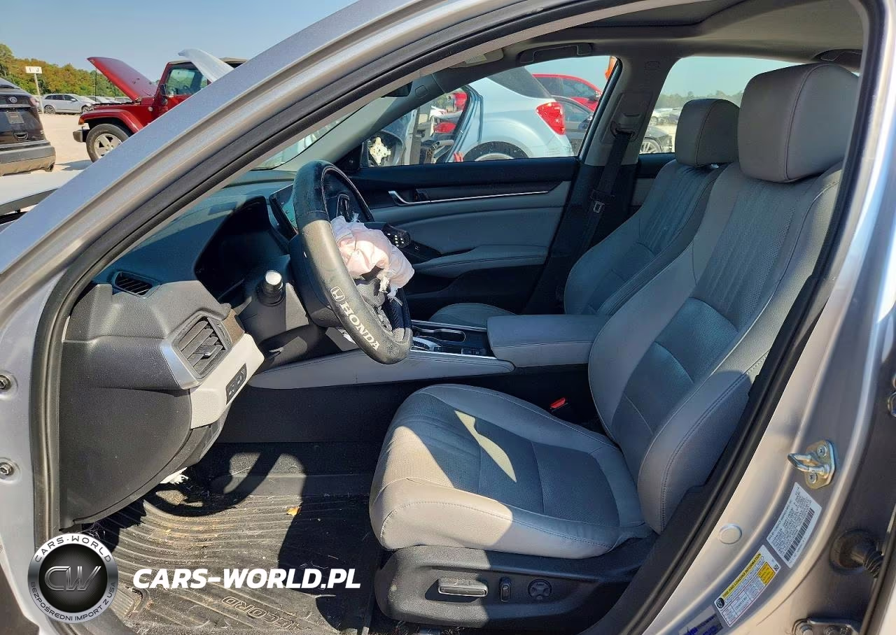 2018 Honda Accord Touring VIN:1HGCV2F91JA036549 - 7