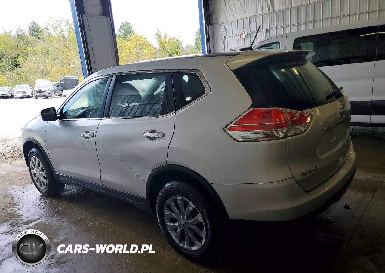 2015 Nissan Rogue S VIN:KNMAT2MV0FP558475 - 2