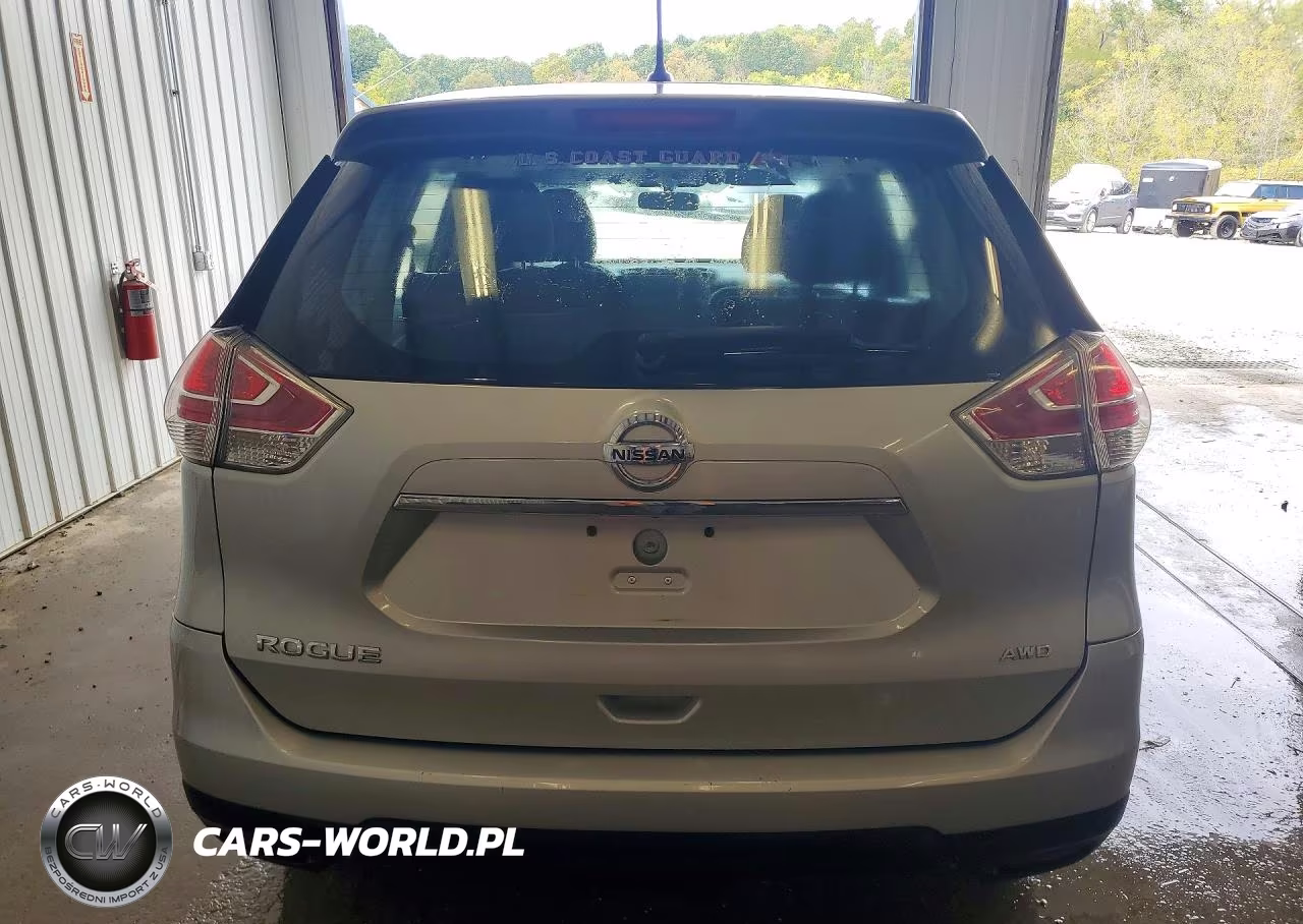 2015 Nissan Rogue S VIN:KNMAT2MV0FP558475 - 6