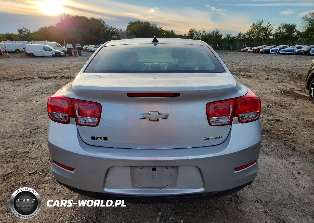 2013 Chevrolet Malibu Ls VIN:1G11B5SA2DF124557 - 6