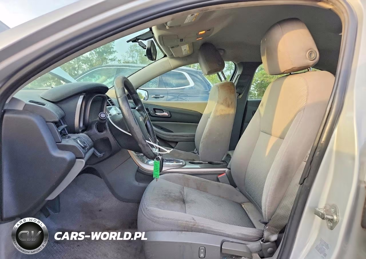 2013 Chevrolet Malibu Ls VIN:1G11B5SA2DF124557 - 7