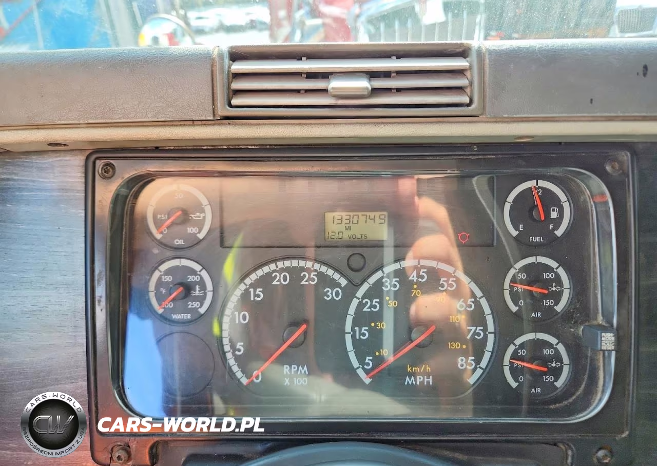 2007 Freightliner Conventional Columbia VIN:1FUJA6CK97LY17423 - 9