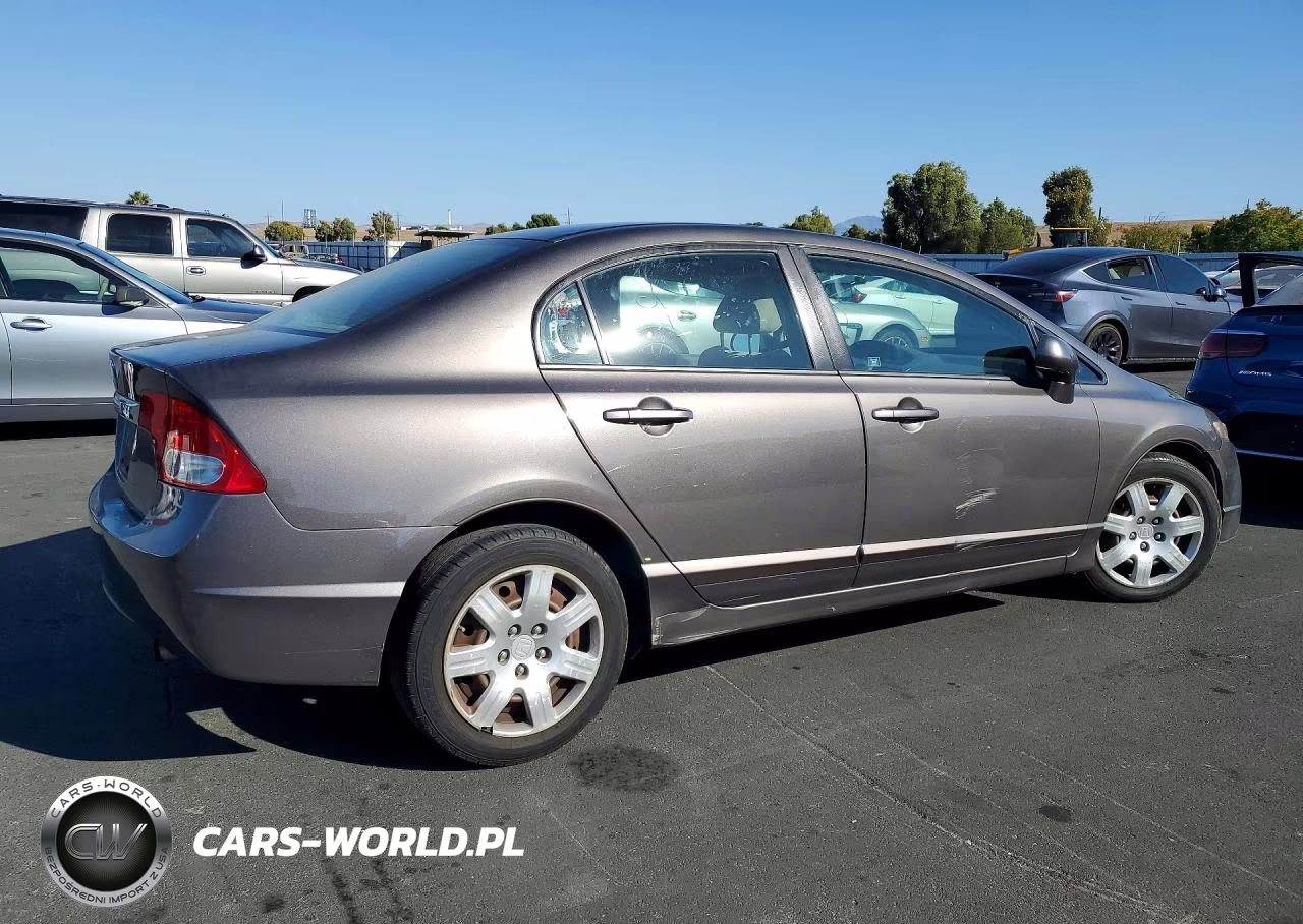 2010 Honda Civic Lx VIN:19XFA1F50AE058666 - 3