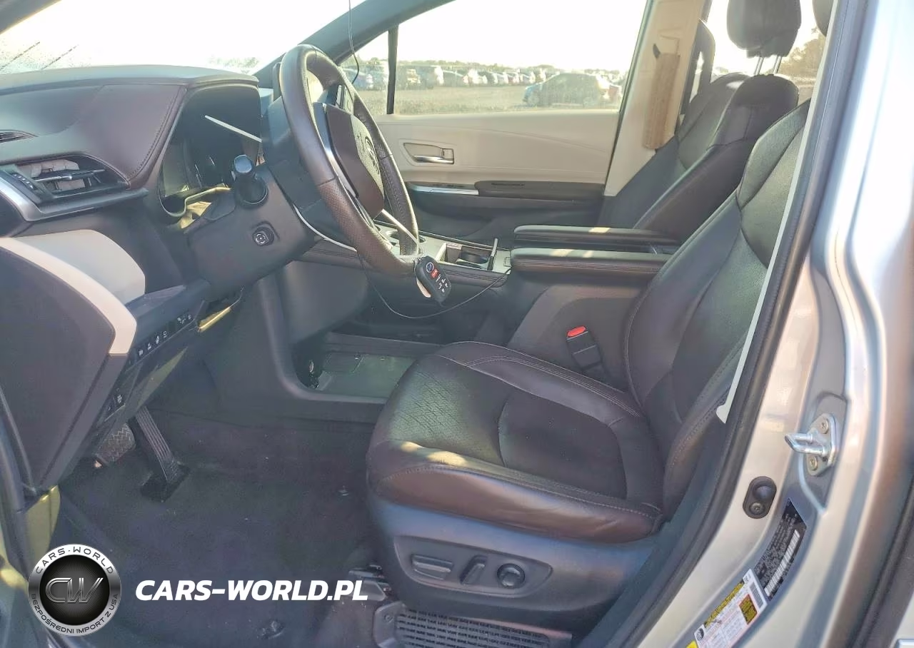 2021 Toyota Sienna Platinum 7-Passenger VIN:5TDESKFC7MS007642 - 7