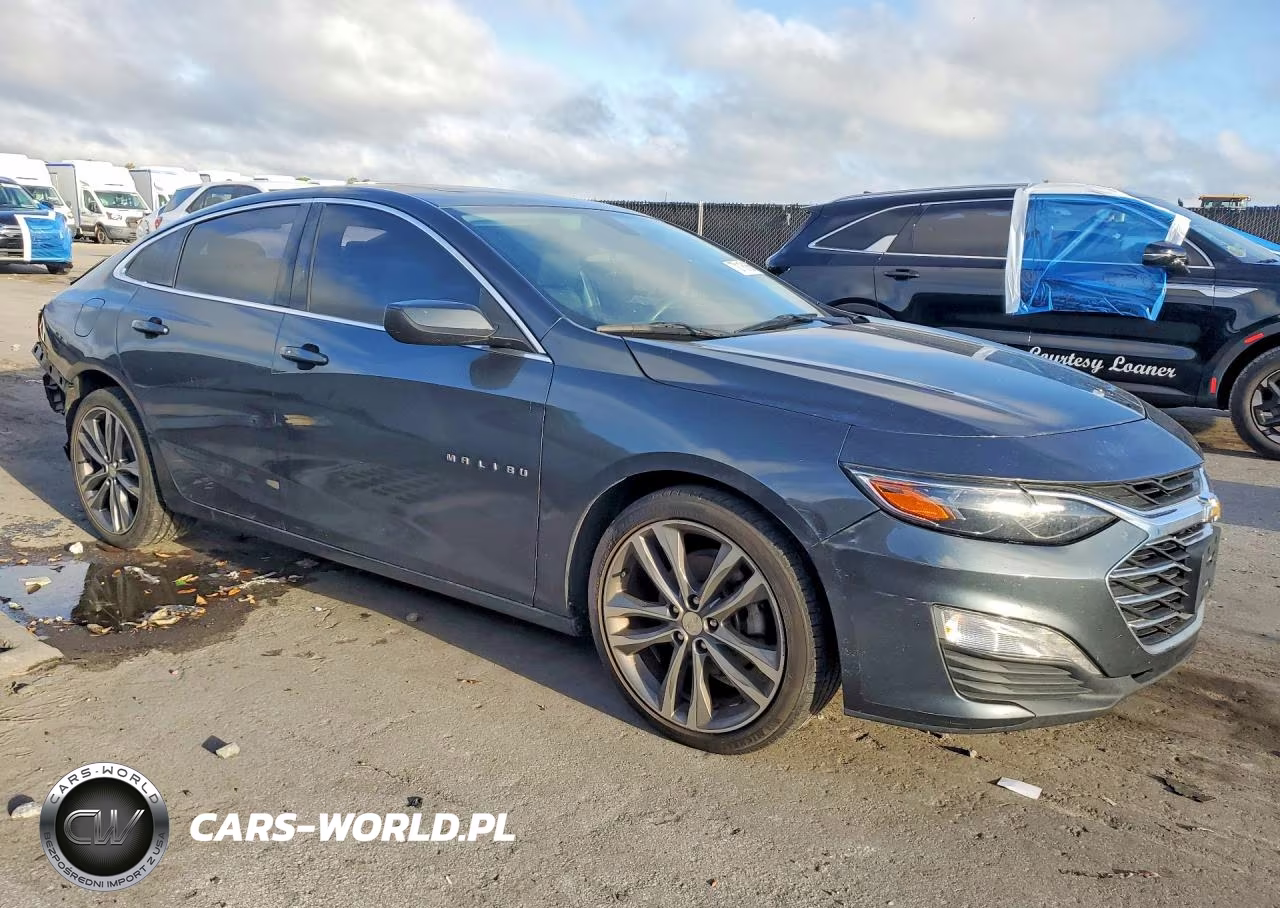 2021 Chevrolet Malibu Lt VIN:1G1ZD5ST8MF026969 - 4