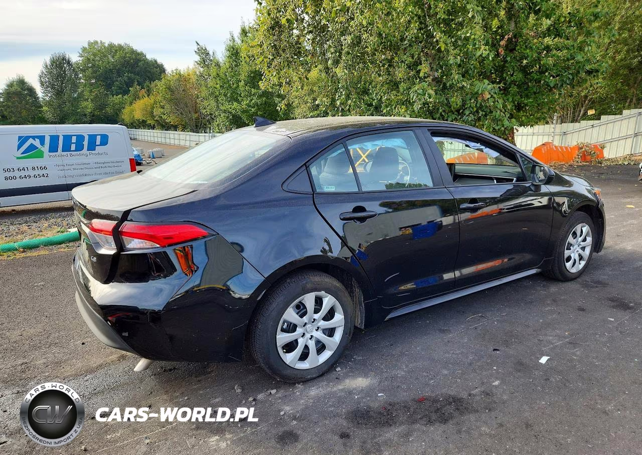 2026 Toyota Corolla Le VIN:5YFB4MDE9TP437192 - 3
