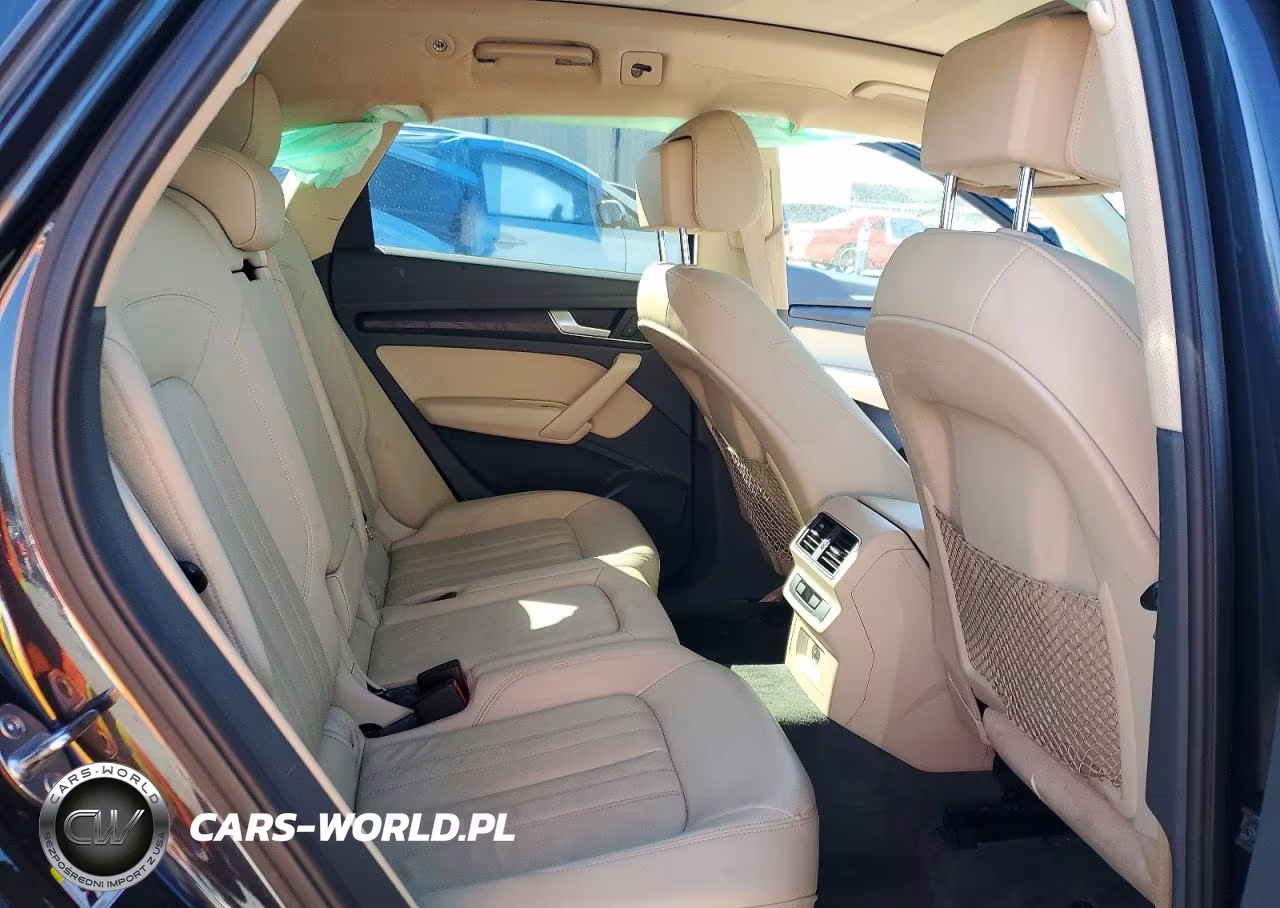 2019 Audi Q5 Premium VIN:WA1ANAFY2K2103818 - 11